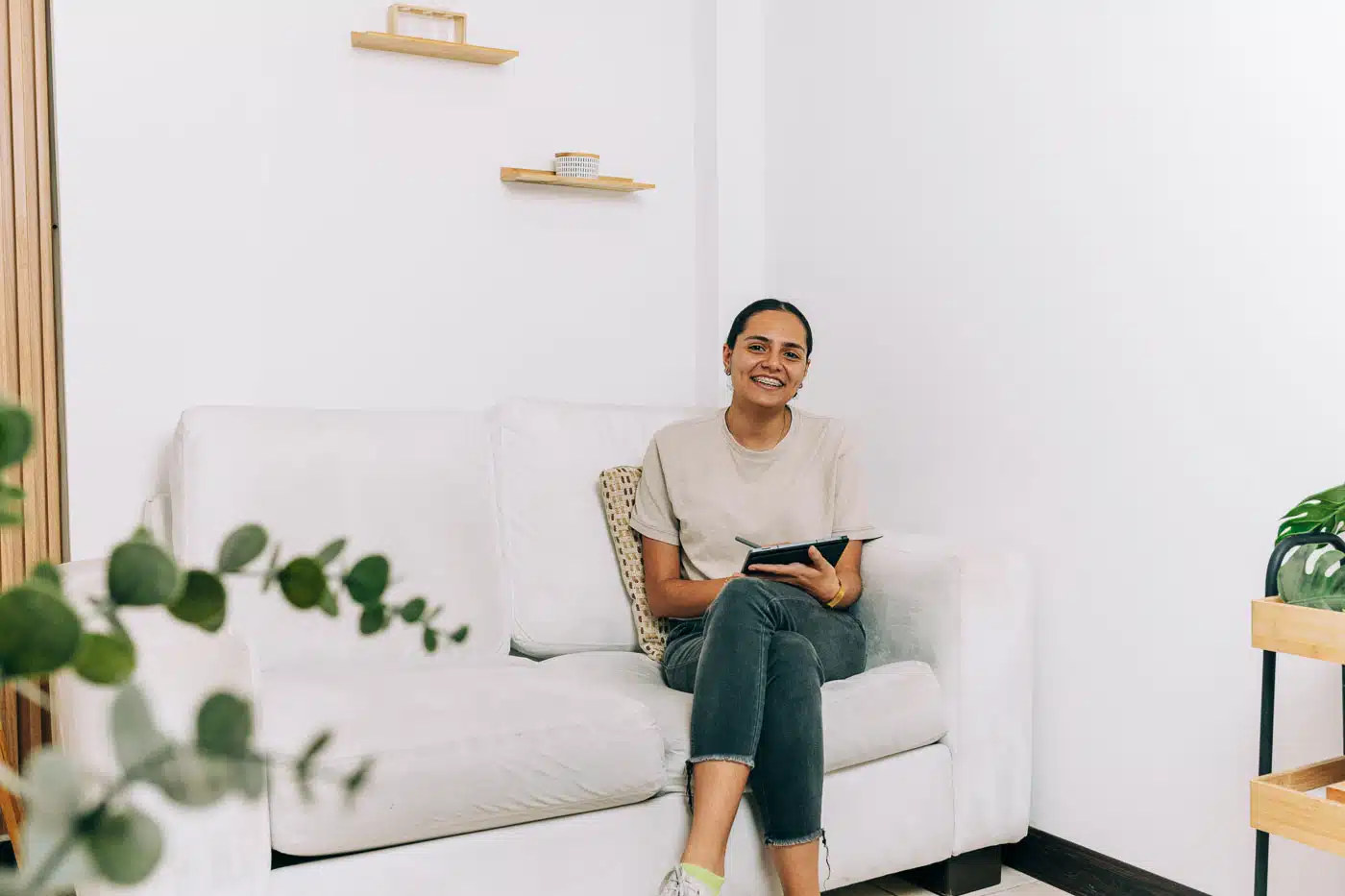 Psicóloga Regina Aguilar, psicóloga salvadoreña