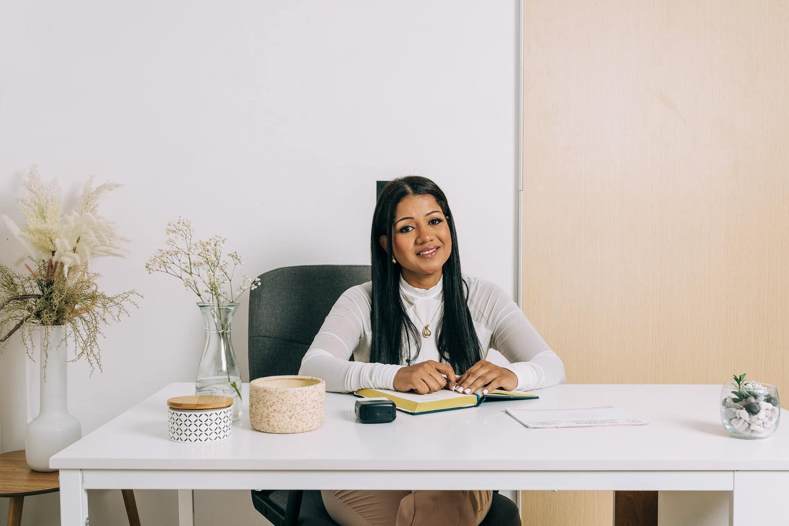 Psicólogo o Psiquiatra: ¿Cuál Consultar Primero para tu Salud Mental? 2 psiquiatra san salvador